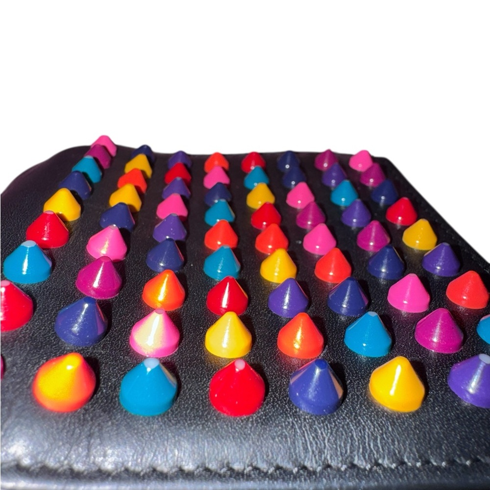Authentic Christian Louboutin wallet - Picture 9 of 12